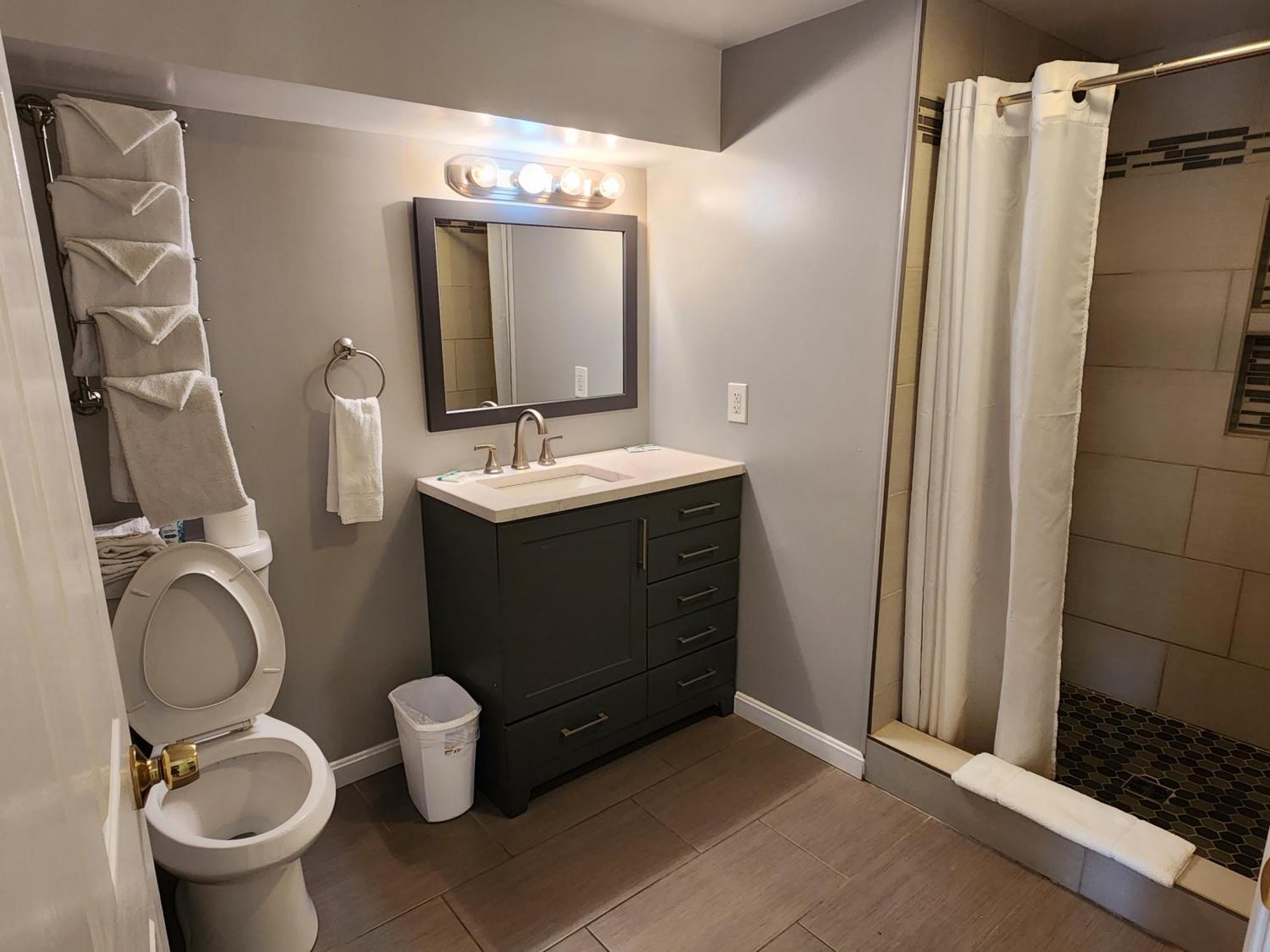 Eden Roc Apartments Оушън Сити Екстериор снимка